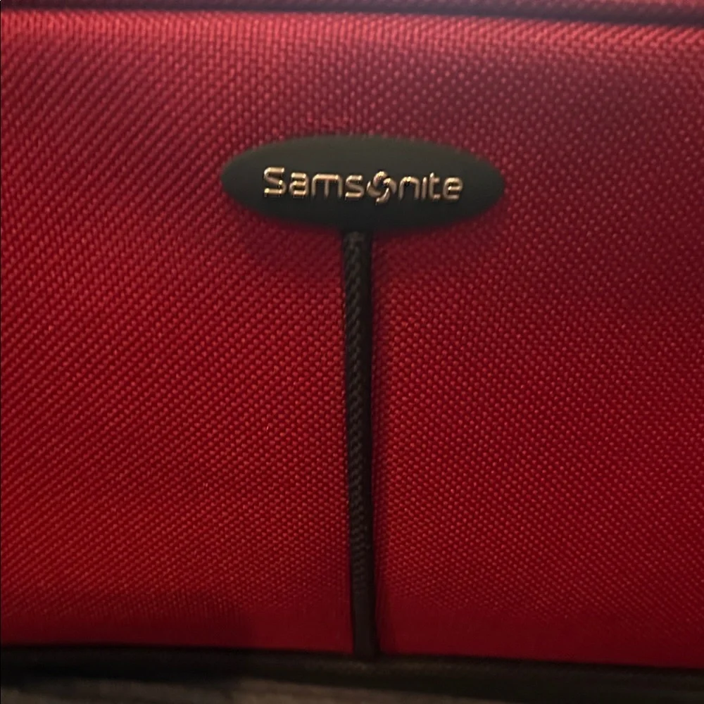 Samsonite Red and Black Duffel Bag with Shoulder Strap